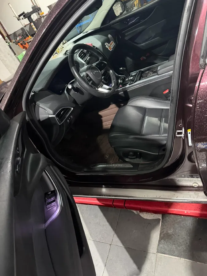 2020 Jaguar XEL 2.0T 250HP L4 8AT,autocango,china used car exporter,china ev exporter,chinese used car exporter,chinese used ev exporter