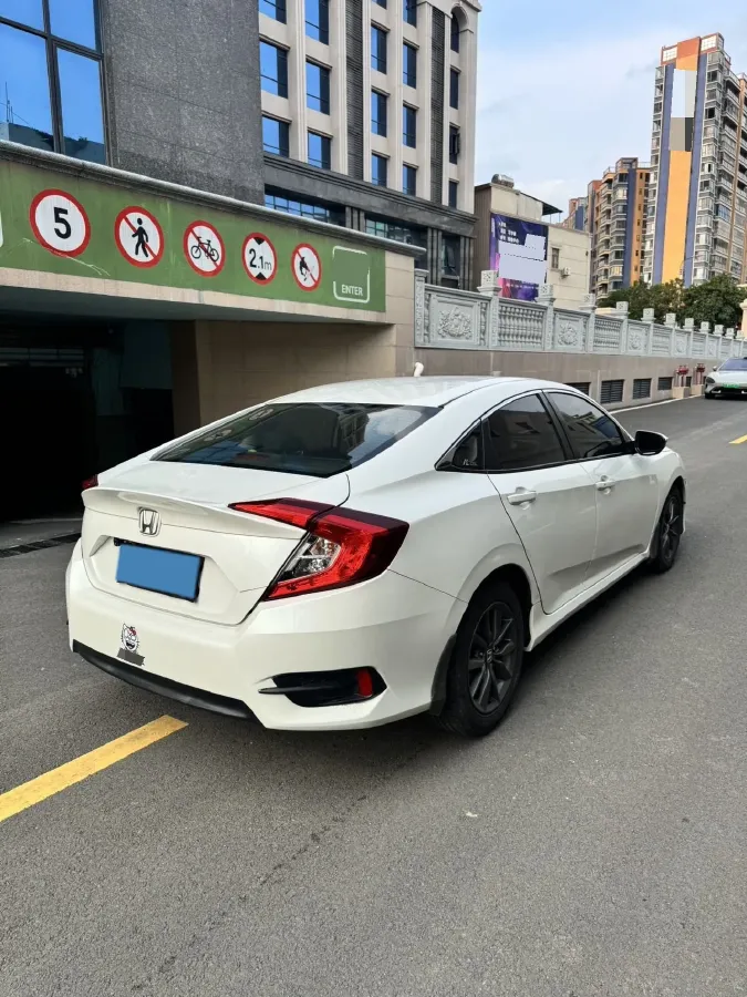 2019 Honda Civic 1.0T 125HP L3 CVT,autocango,china used car exporter,china ev exporter,chinese used car exporter,chinese used ev exporter