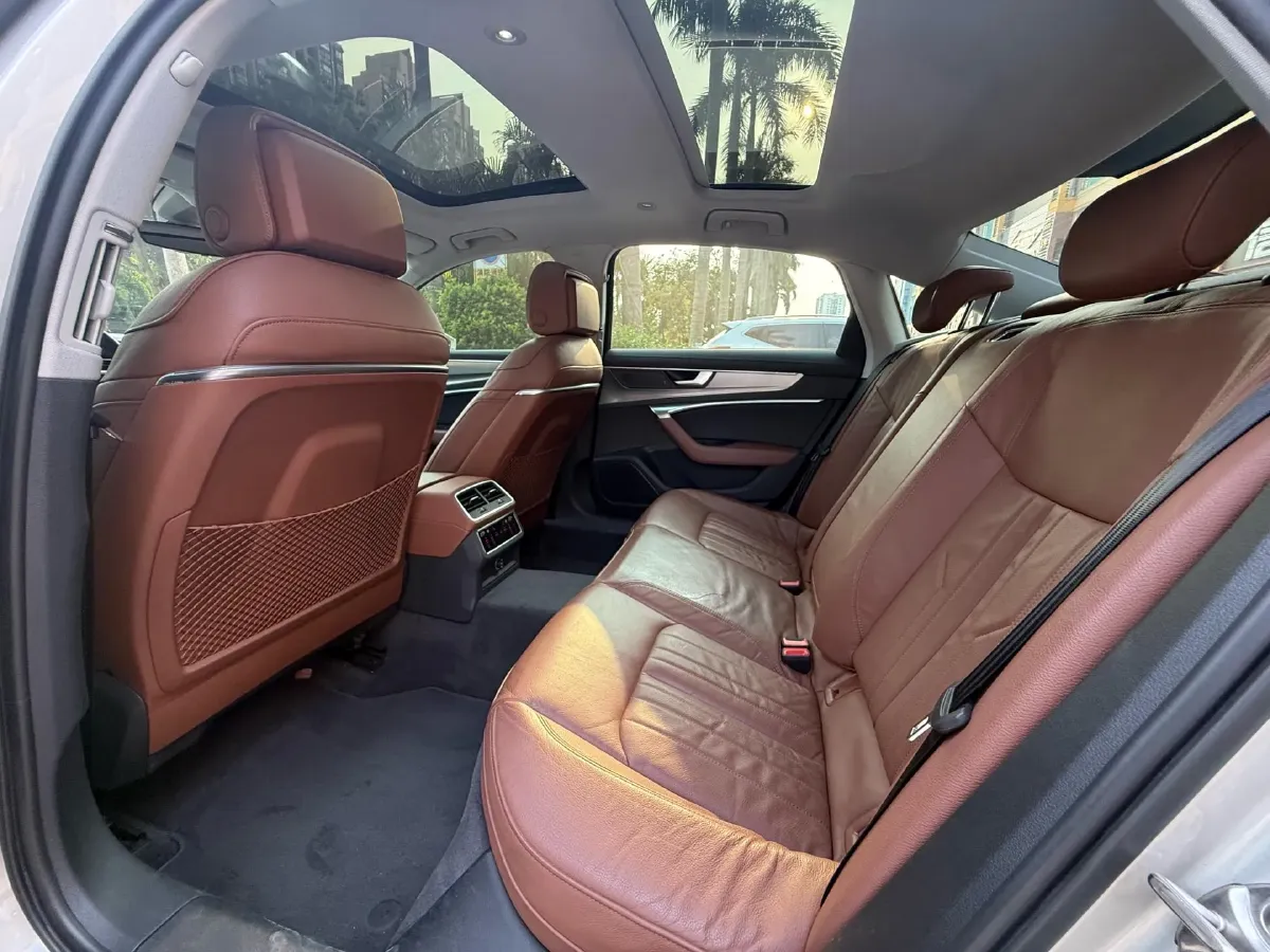 2019 Mercedes-Benz E Class 1.5T 184HP L4 9AT,autocango,china used car exporter,china ev exporter,chinese used car exporter,chinese used ev exporter