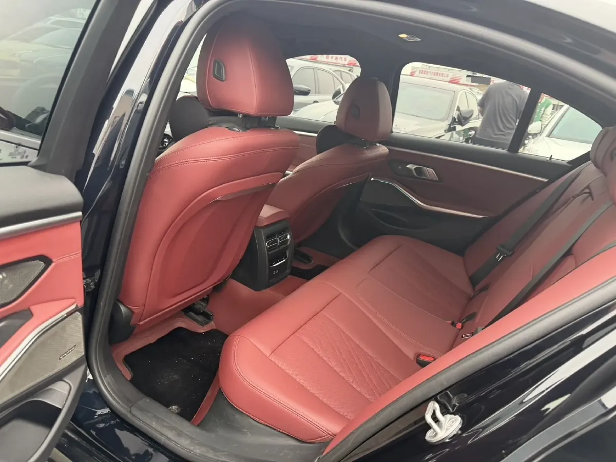 2025 BMW 3 Series 2.0T 245HP L4 8AT,autocango,china used car exporter,china ev exporter,chinese used car exporter,chinese used ev exporter