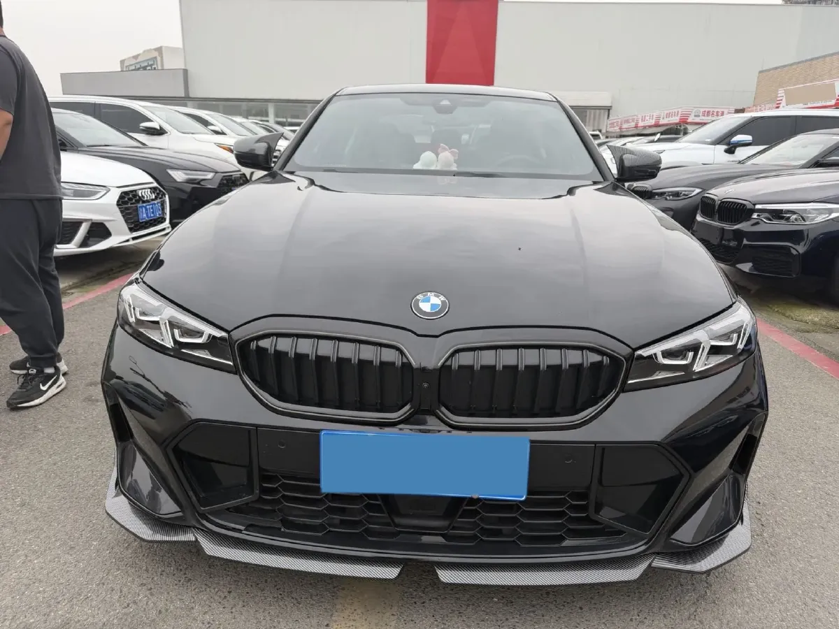 2025 BMW 3 Series 2.0T 245HP L4 8AT,autocango,china used car exporter,china ev exporter,chinese used car exporter,chinese used ev exporter