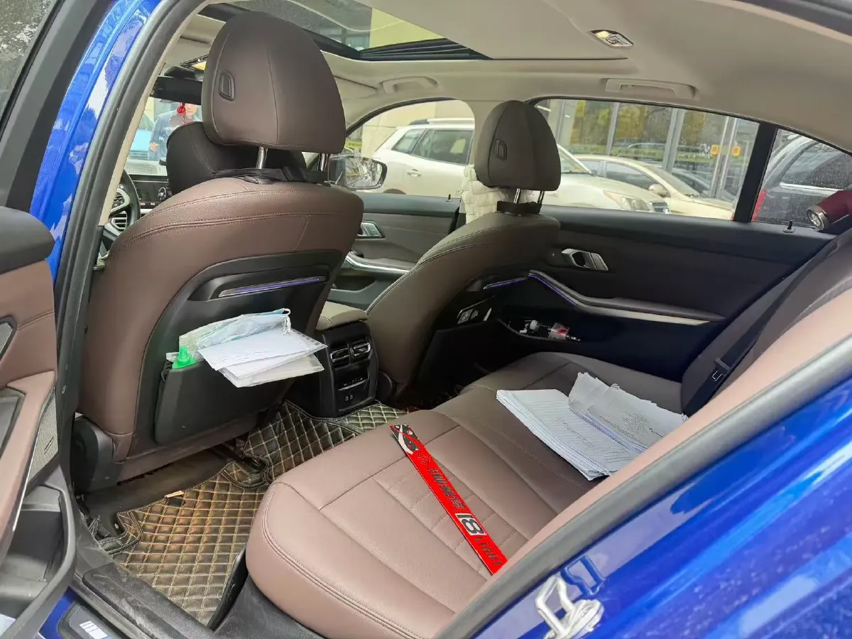 2021 BMW 3 Series 2.0T 184HP L4 8AT,autocango,china used car exporter,china ev exporter,chinese used car exporter,chinese used ev exporter