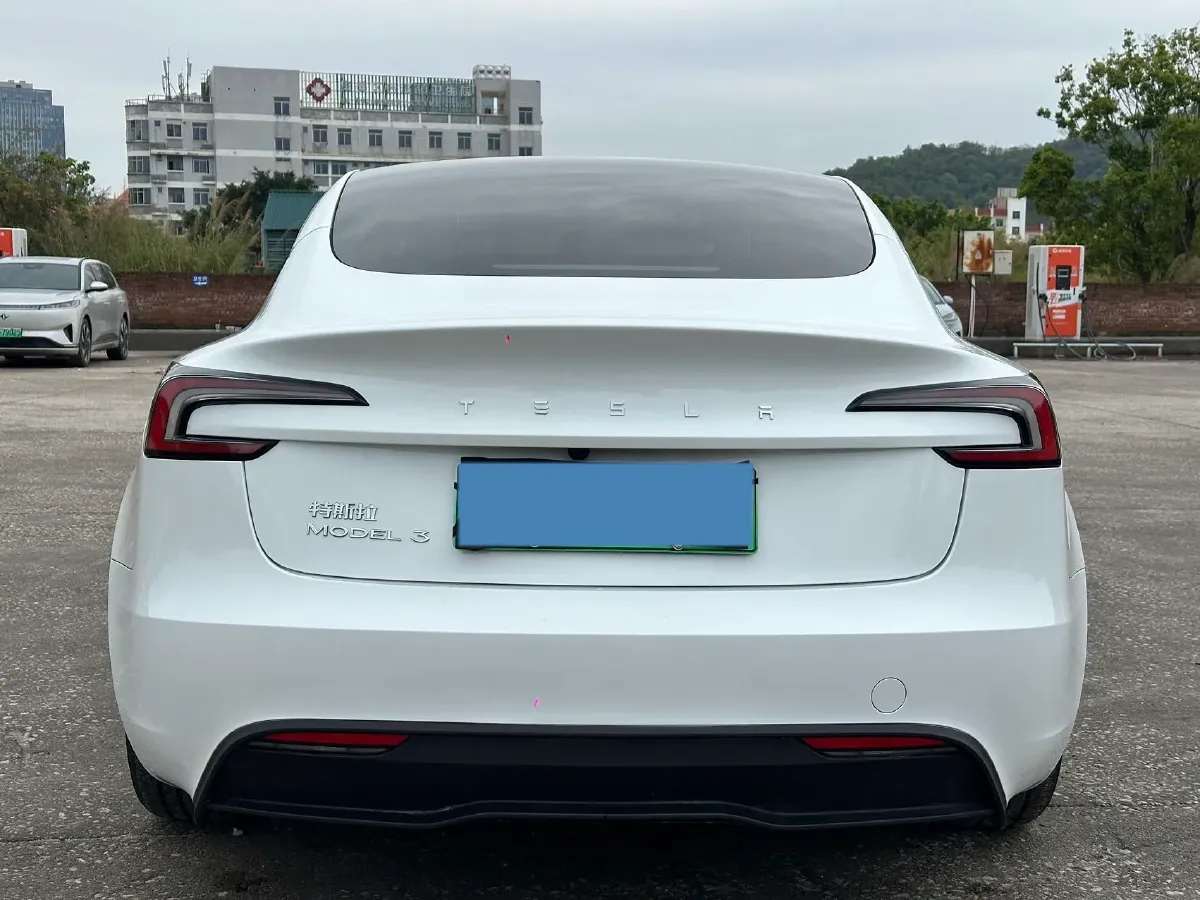 2025 Tesla Model 3 BEV 62.5KWH,autocango,china used car exporter,china ev exporter,chinese used car exporter,chinese used ev exporter