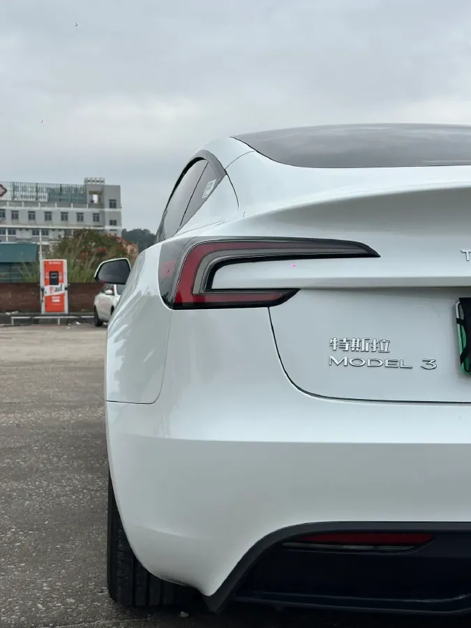 2025 Tesla Model 3 BEV 62.5KWH,autocango,china used car exporter,china ev exporter,chinese used car exporter,chinese used ev exporter