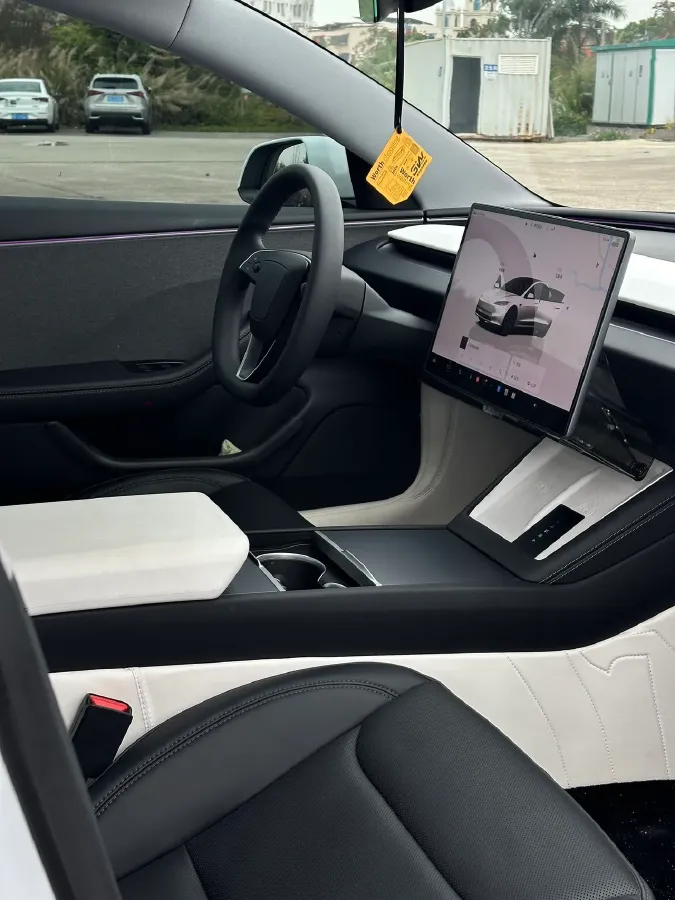 2025 Tesla Model 3 BEV 62.5KWH,autocango,china used car exporter,china ev exporter,chinese used car exporter,chinese used ev exporter