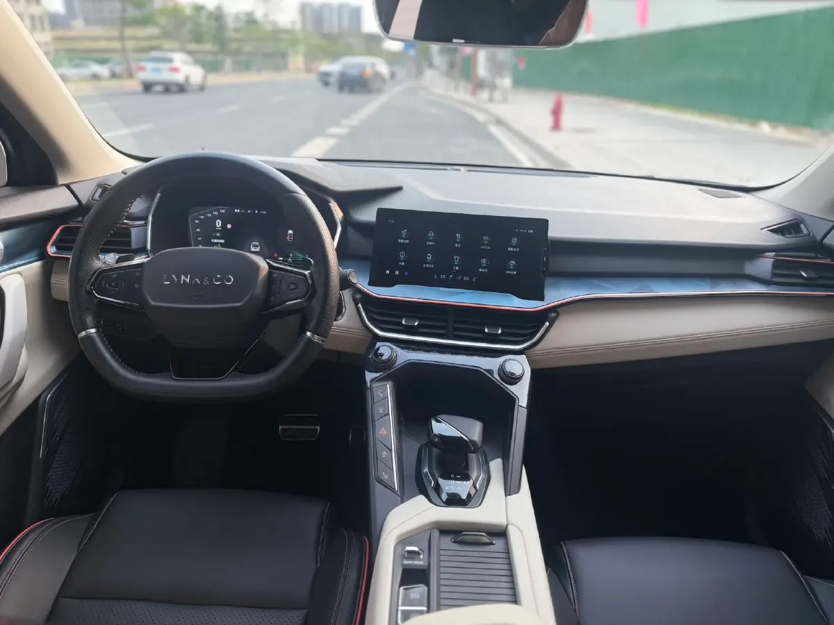 2020 LYNK&CO 06 1.5T 177HP L3 7DCT,autocango,china used car exporter,china ev exporter,chinese used car exporter,chinese used ev exporter