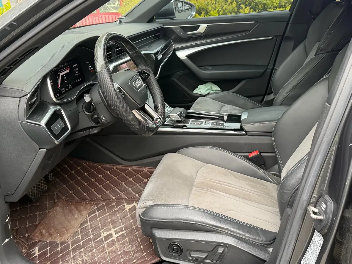 2021 Audi A6L 2.0T 190HP L4 7DCT,autocango,china used car exporter,china ev exporter,chinese used car exporter,chinese used ev exporter