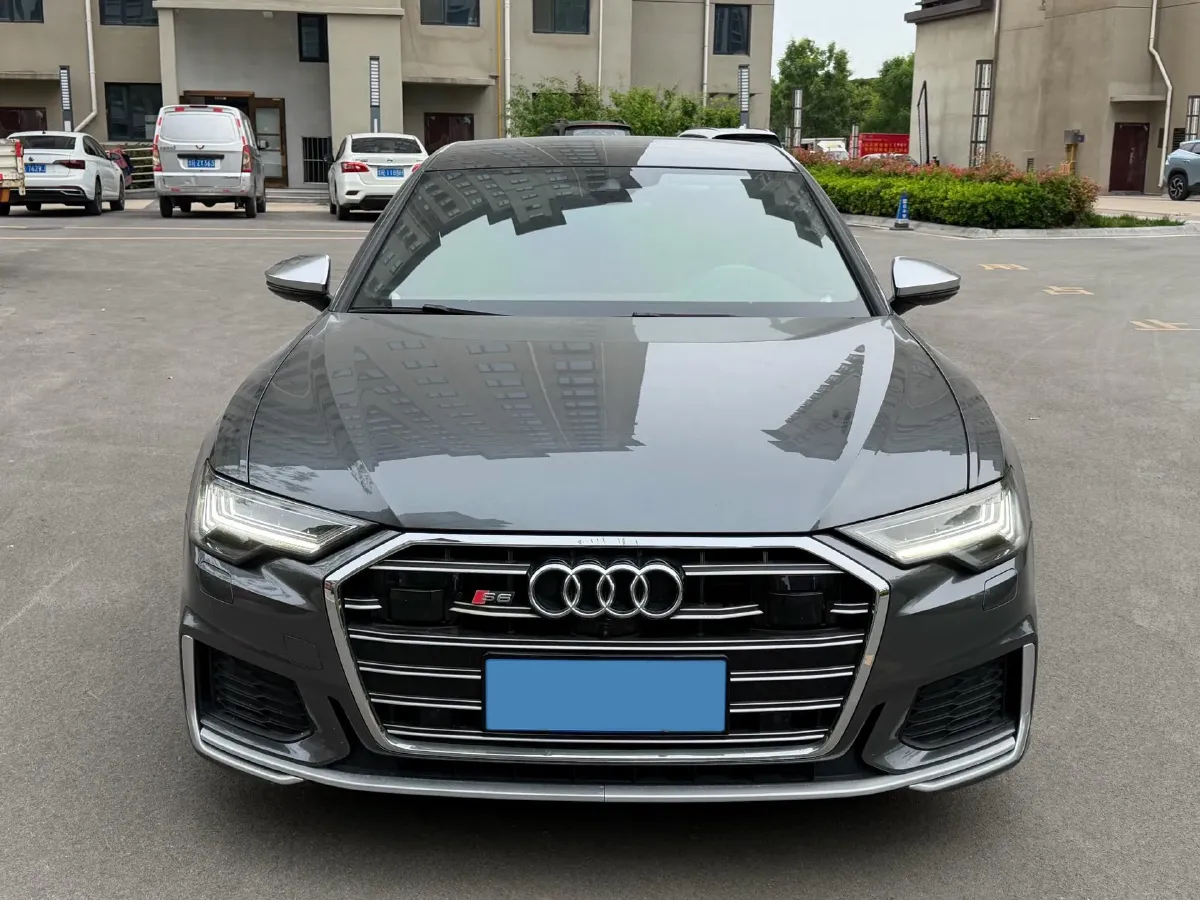 2021 Audi A6L 2.0T 190HP L4 7DCT,autocango,china used car exporter,china ev exporter,chinese used car exporter,chinese used ev exporter