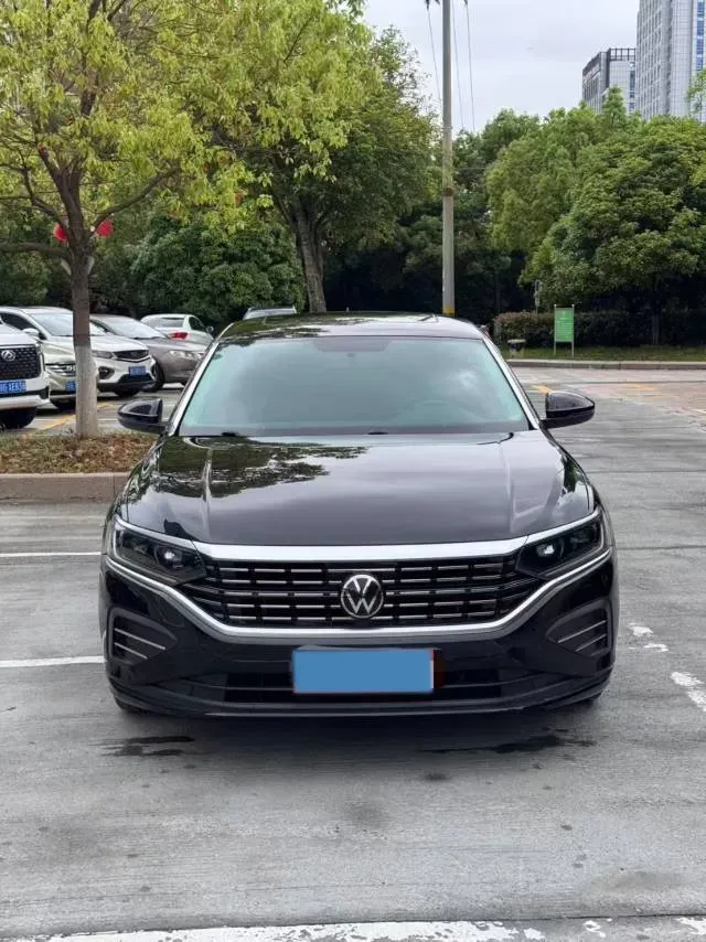 2023 Volkswagen Passat 1.4T 150HP L4 7DCT,autocango,china used car exporter,china ev exporter,chinese used car exporter,chinese used ev exporter