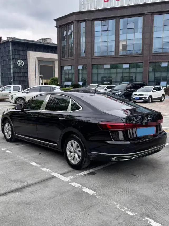 2023 Volkswagen Passat 1.4T 150HP L4 7DCT,autocango,china used car exporter,china ev exporter,chinese used car exporter,chinese used ev exporter
