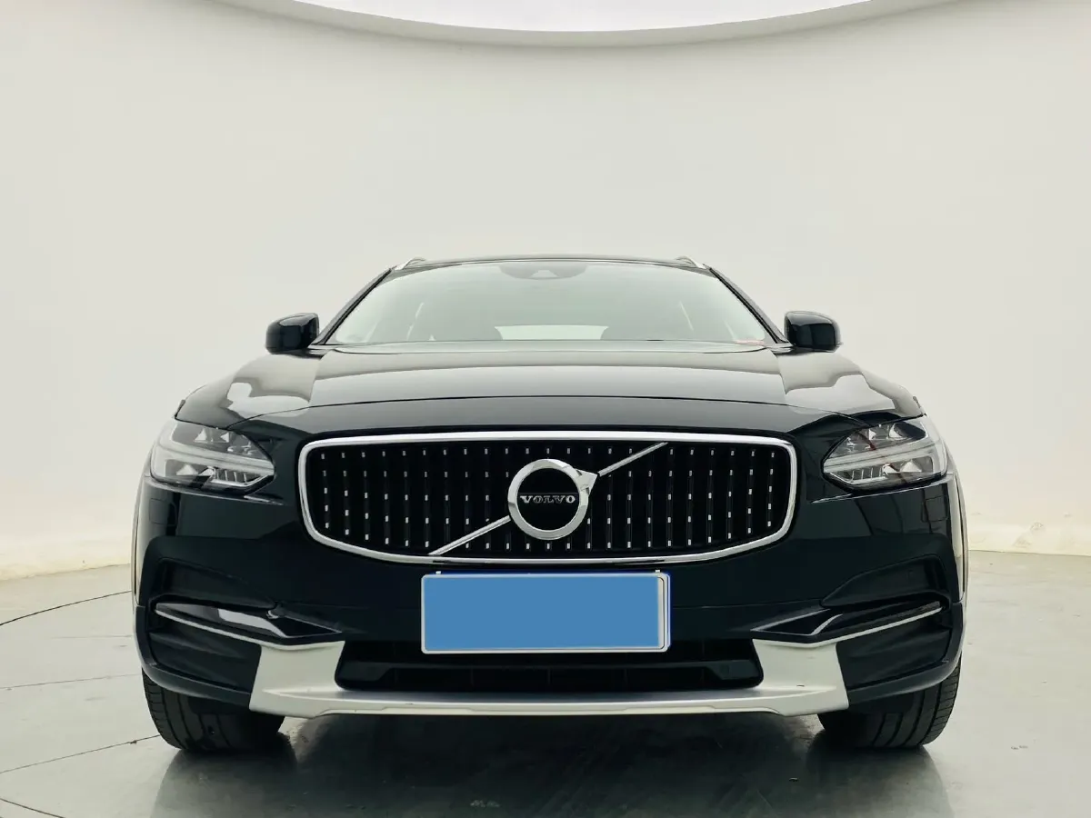 2017 Volvo V90 2.0T 254HP L4 8AT,autocango,china used car exporter,china ev exporter,chinese used car exporter,chinese used ev exporter