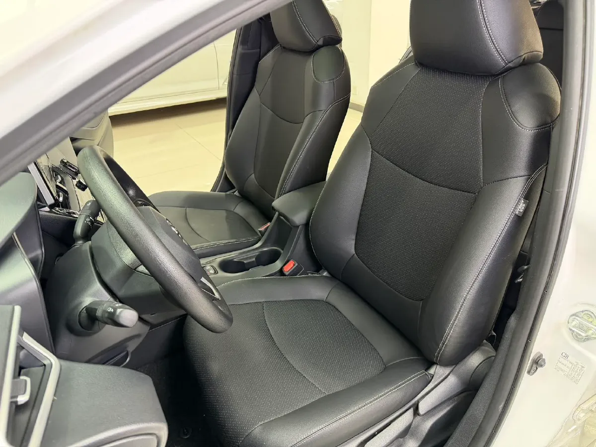 2021 Toyota Corolla 1.5L 121HP L3 CVT,autocango,china used car exporter,china ev exporter,chinese used car exporter,chinese used ev exporter