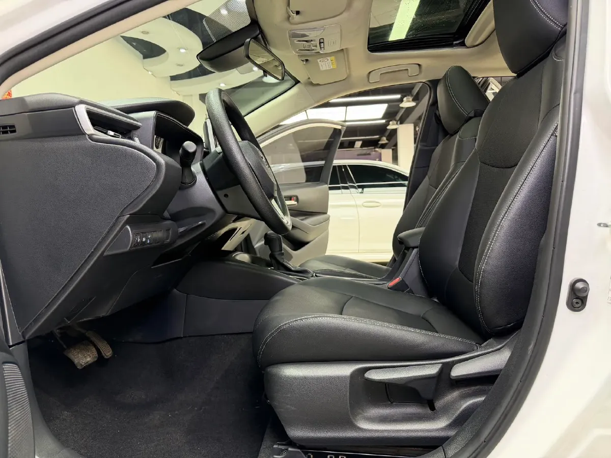 2021 Toyota Corolla 1.5L 121HP L3 CVT,autocango,china used car exporter,china ev exporter,chinese used car exporter,chinese used ev exporter