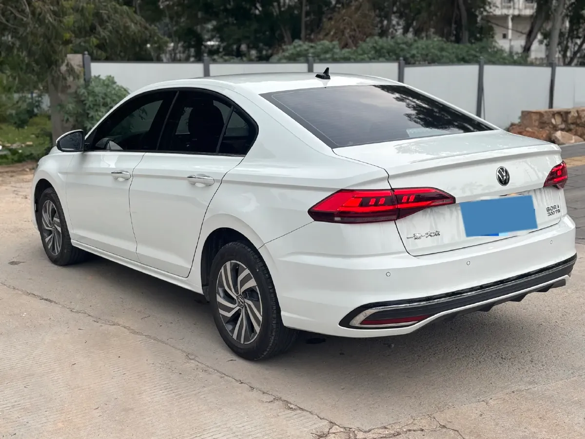 2023 Volkswagen Bora 1.2T 116HP L4 7DCT,autocango,china used car exporter,china ev exporter,chinese used car exporter,chinese used ev exporter