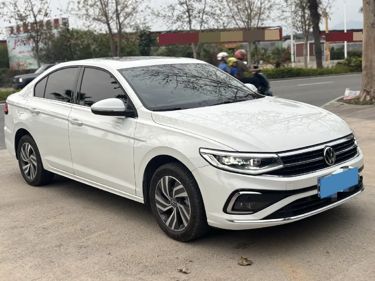 2023 Volkswagen Bora 1.2T 116HP L4 7DCT,autocango,china used car exporter,china ev exporter,chinese used car exporter,chinese used ev exporter