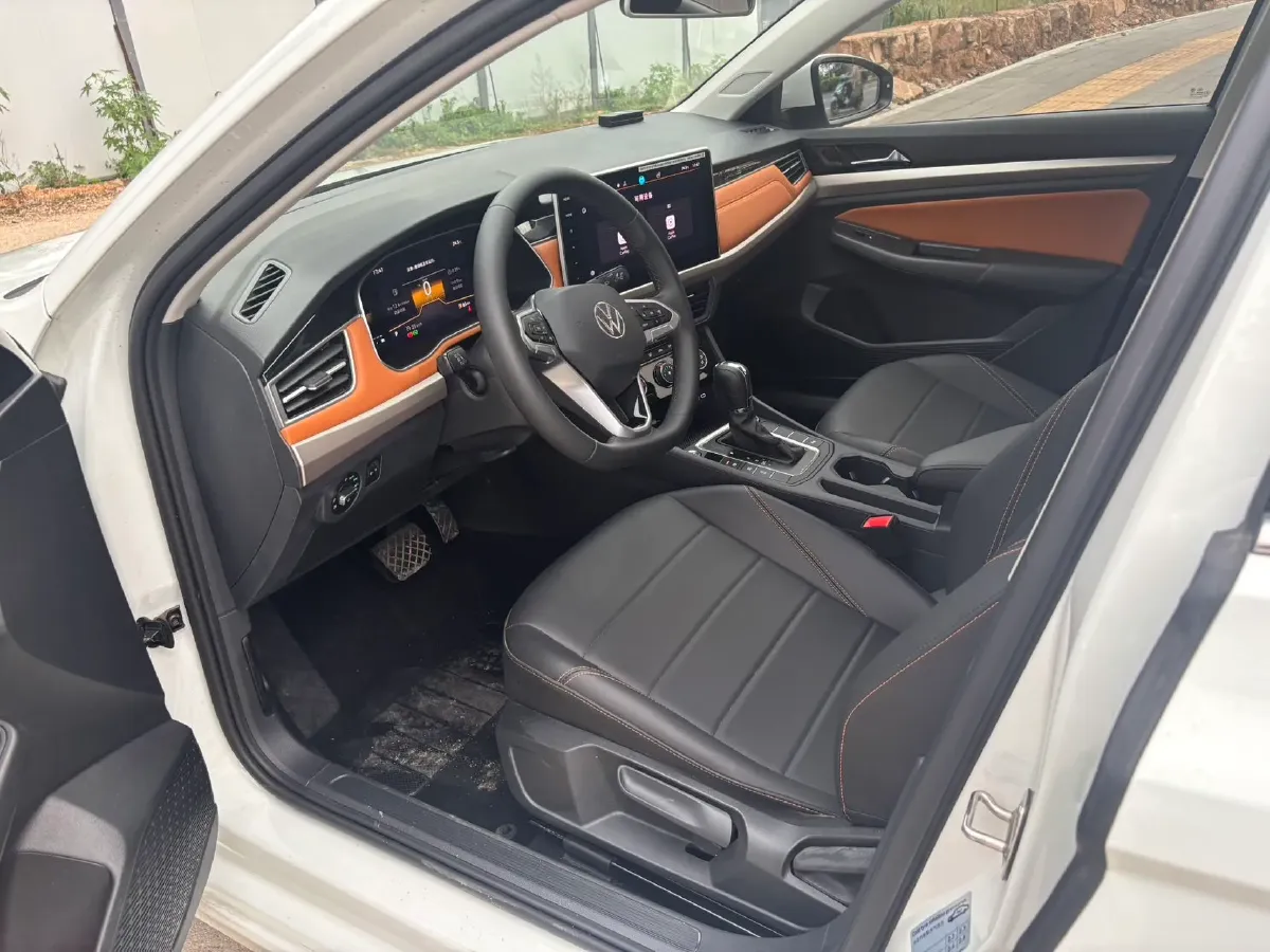 2023 Volkswagen Bora 1.2T 116HP L4 7DCT,autocango,china used car exporter,china ev exporter,chinese used car exporter,chinese used ev exporter