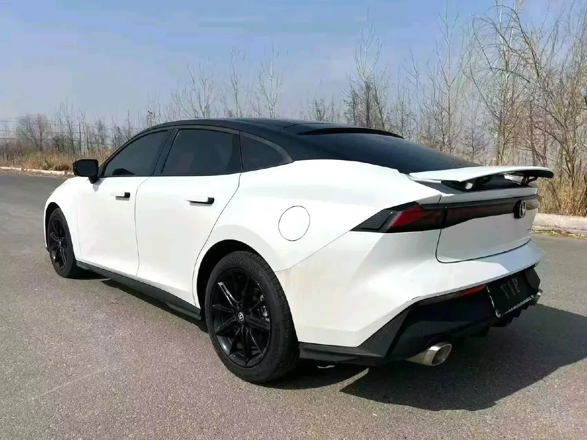 2024 ChangAn UNI-V 1.5T 188HP L4 7DCT,autocango,china used car exporter,china ev exporter,chinese used car exporter,chinese used ev exporter