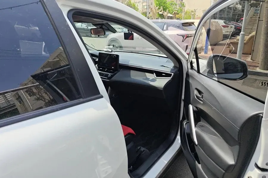 2023 Toyota Corolla Cross 2.0L 171HP L4 CVT,autocango,china used car exporter,china ev exporter,chinese used car exporter,chinese used ev exporter