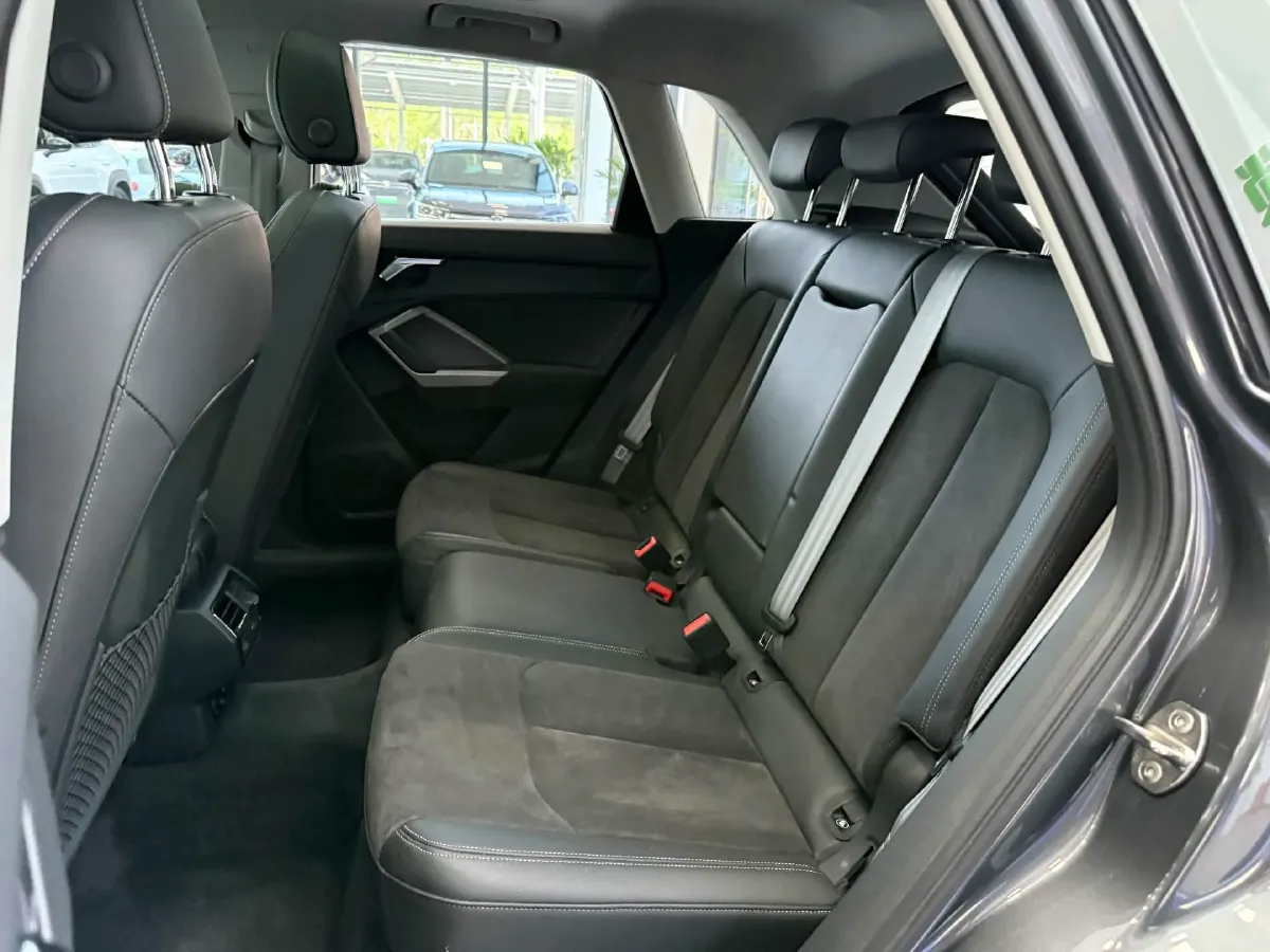 2022 Audi Q3 1.4T 150HP L4 7DCT,autocango,china used car exporter,china ev exporter,chinese used car exporter,chinese used ev exporter