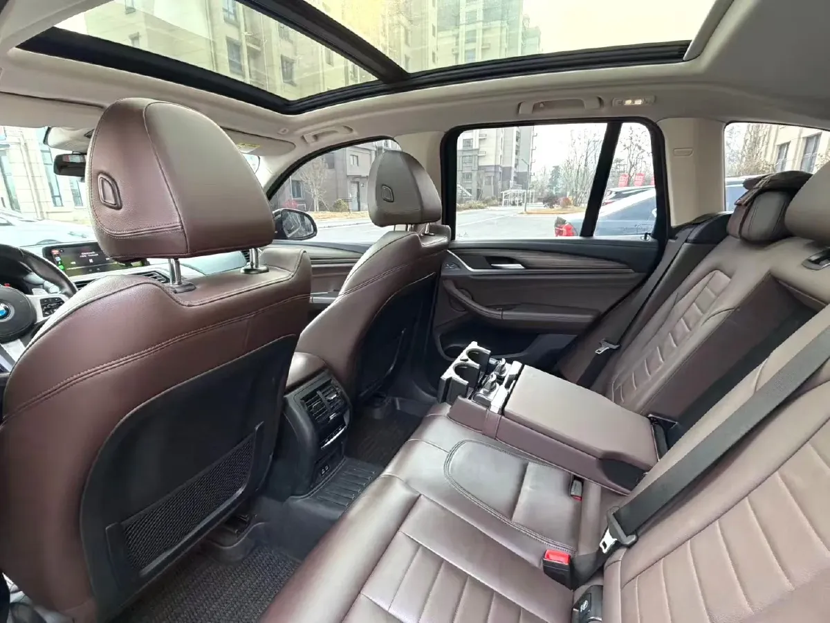 2021 BMW X3 2.0T 224HP L4 8AT,autocango,china used car exporter,china ev exporter,chinese used car exporter,chinese used ev exporter