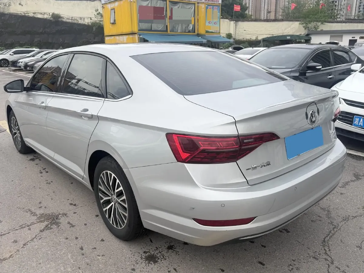 2019 Jeep Renegade 1.3T 173HP L4 7DCT,autocango,china used car exporter,china ev exporter,chinese used car exporter,chinese used ev exporter