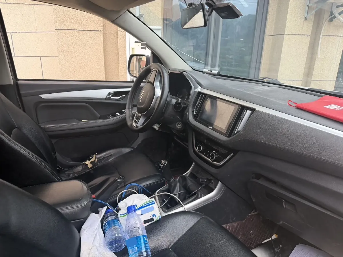 2020 Isuzu RE-MAX Jim 2.8T 120HP L4 5MT,autocango,china used car exporter,china ev exporter,chinese used car exporter,chinese used ev exporter