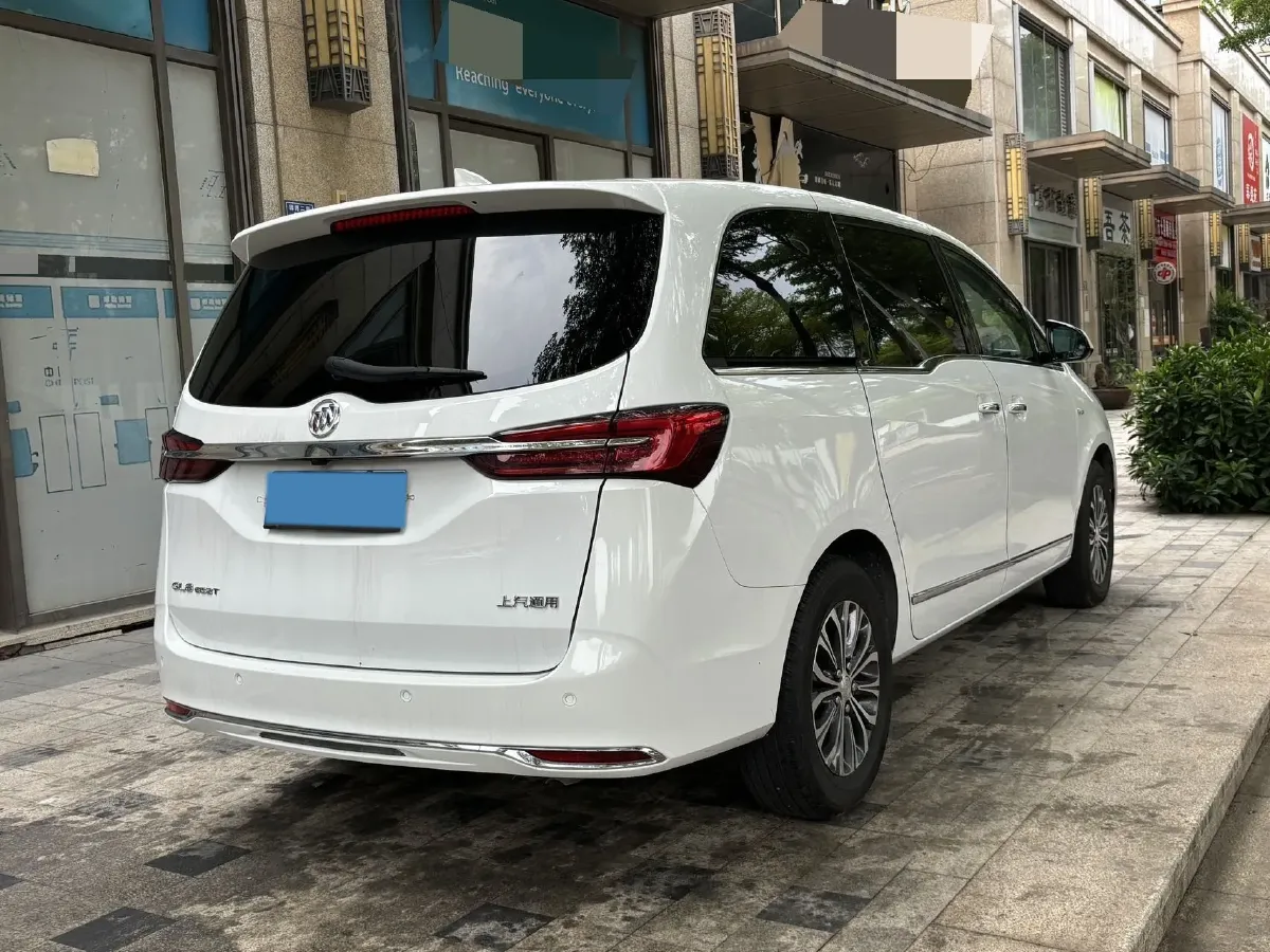 2022 Buick GL8 2.0T 237HP L4 9AT,autocango,china used car exporter,china ev exporter,chinese used car exporter,chinese used ev exporter