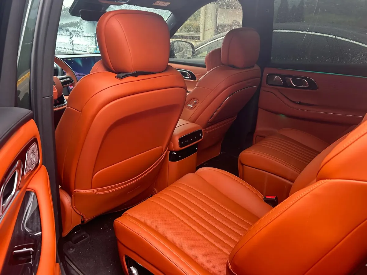 2025 Volkswagen Tiguan L 2.0T 220HP L4 7DCT,autocango,china used car exporter,china ev exporter,chinese used car exporter,chinese used ev exporter