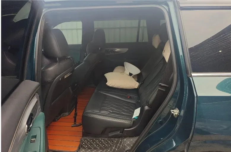 2022 GAC Trumpchi GS8 2.0T 190HP L4 E-CVT Hybrid,autocango,china used car exporter,china ev exporter,chinese used car exporter,chinese used ev exporter