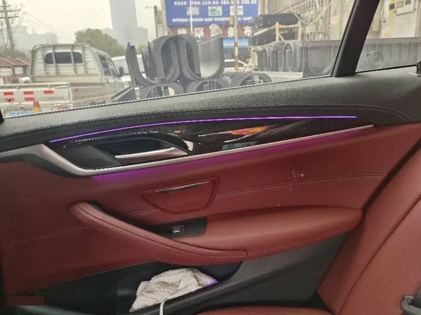 2022 BMW 5 Series 2.0T 184HP L4 8AT,autocango,china used car exporter,china ev exporter,chinese used car exporter,chinese used ev exporter