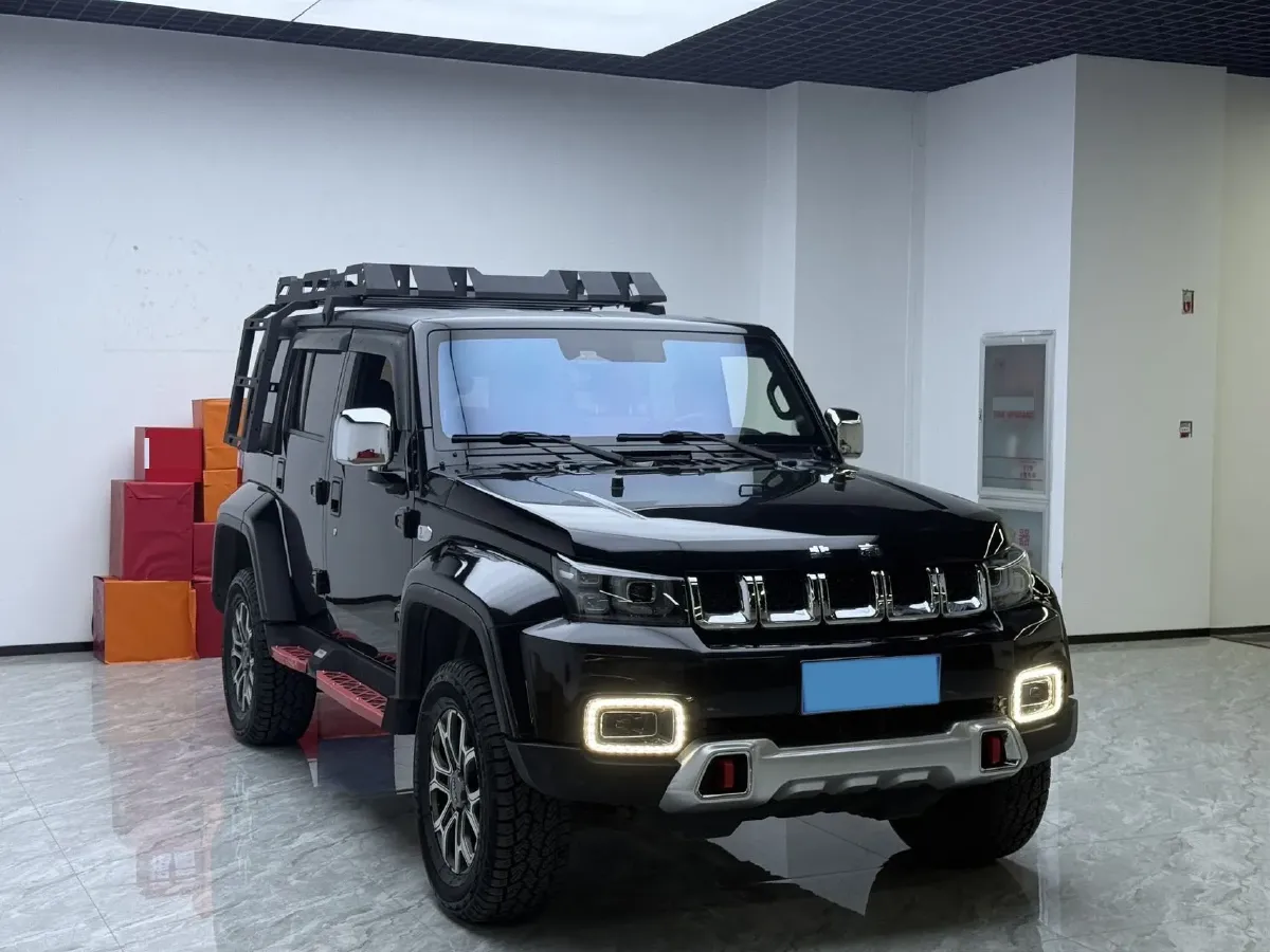 2023 Beijing BJ40 2.0T 224HP L4 8AT,autocango,china used car exporter,china ev exporter,chinese used car exporter,chinese used ev exporter