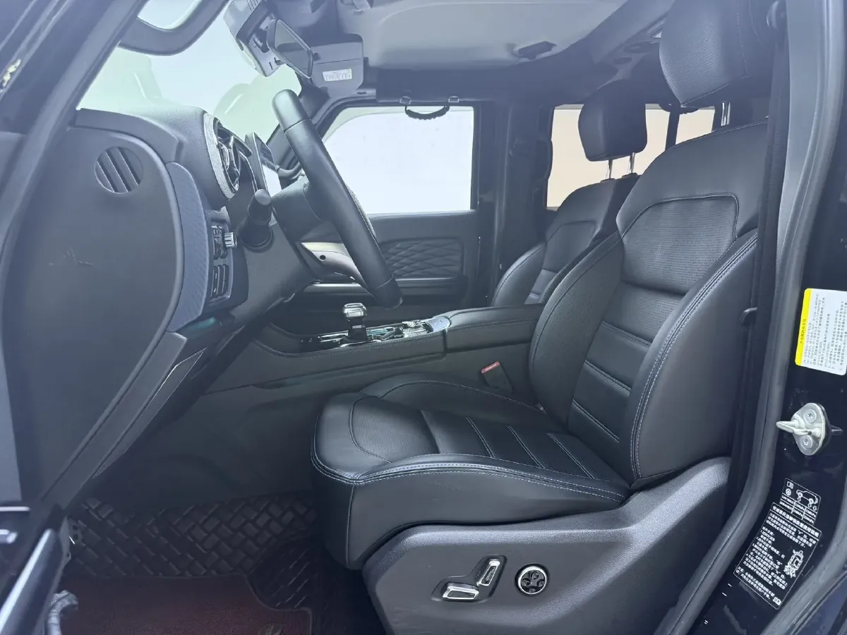 2023 Beijing BJ40 2.0T 224HP L4 8AT,autocango,china used car exporter,china ev exporter,chinese used car exporter,chinese used ev exporter