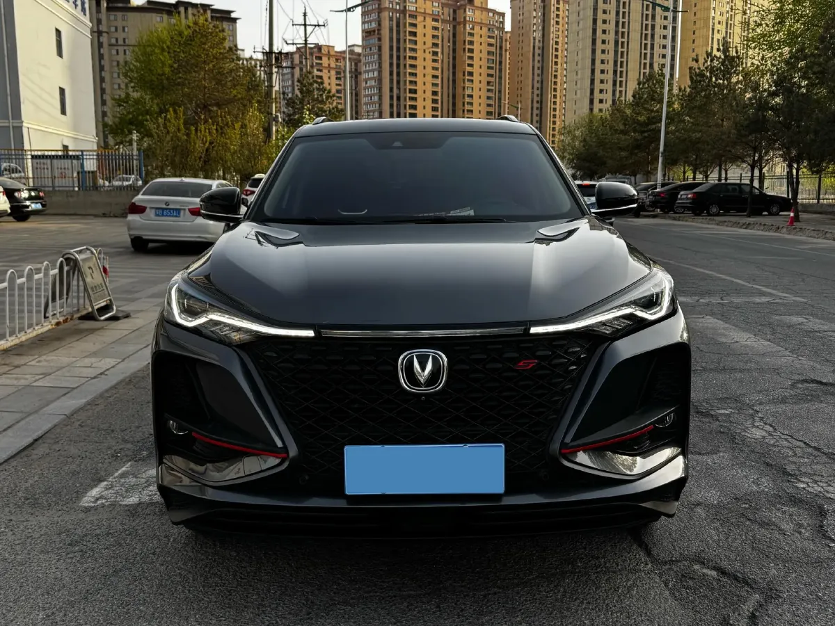 2020 ChangAn CS75 Plus 2.0T 233HP L4 8AT,autocango,china used car exporter,china ev exporter,chinese used car exporter,chinese used ev exporter