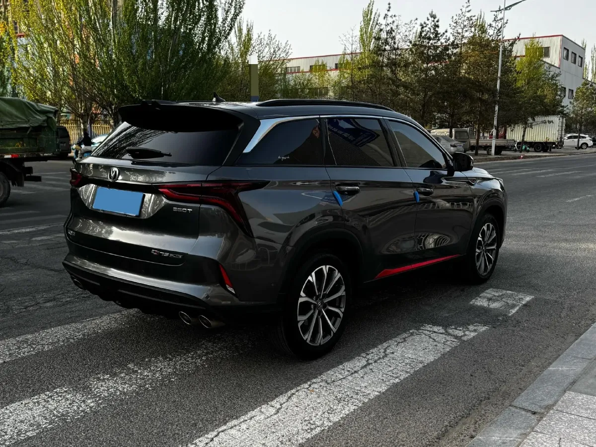 2020 ChangAn CS75 Plus 2.0T 233HP L4 8AT,autocango,china used car exporter,china ev exporter,chinese used car exporter,chinese used ev exporter