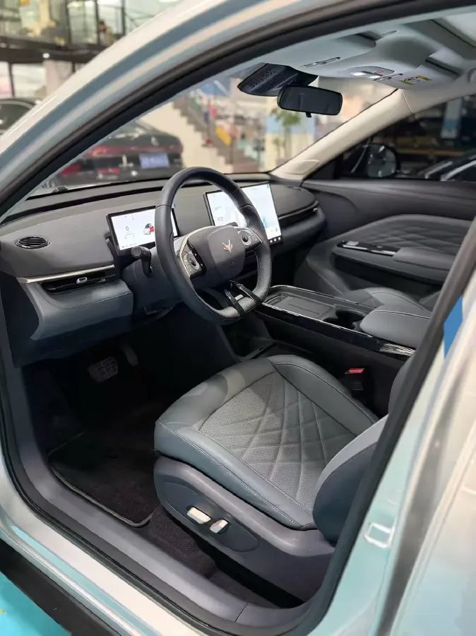 2025 ARCFOX T1 BEV,autocango,china used car exporter,china ev exporter,chinese used car exporter,chinese used ev exporter