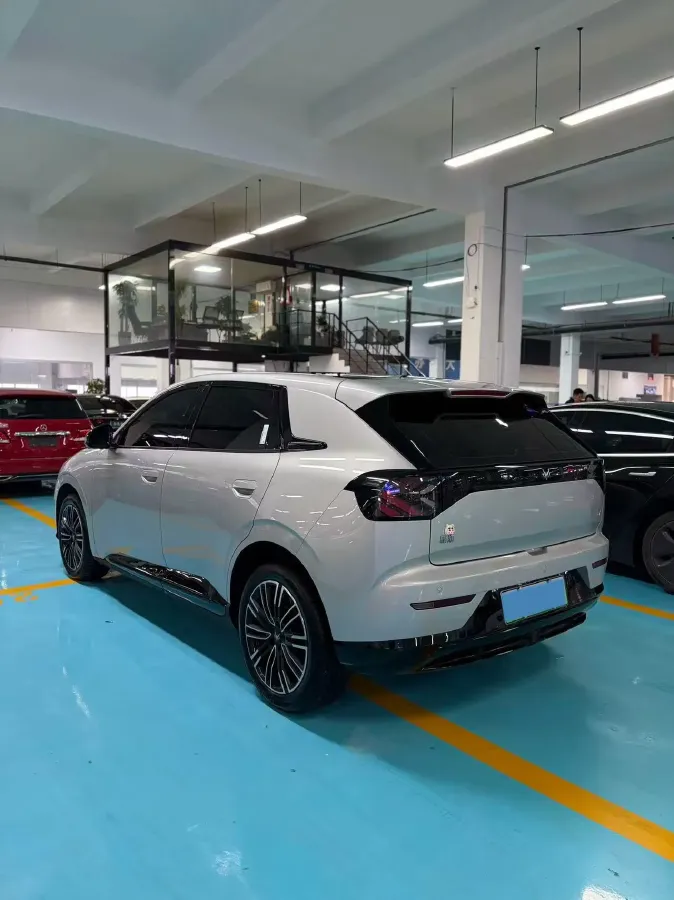 2025 ARCFOX T1 BEV,autocango,china used car exporter,china ev exporter,chinese used car exporter,chinese used ev exporter