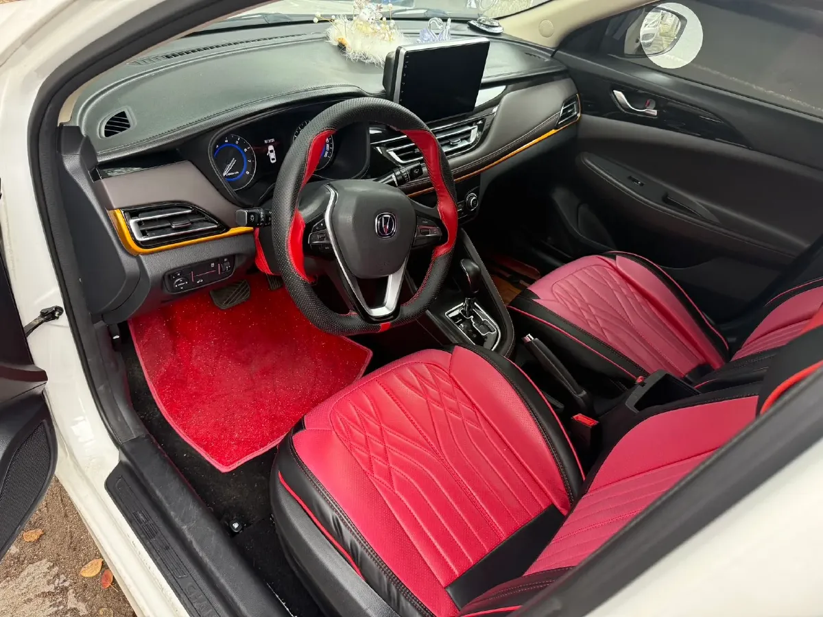 2019 ChangAn Eado DT 1.6L 125HP L4 4AT,autocango,china used car exporter,china ev exporter,chinese used car exporter,chinese used ev exporter