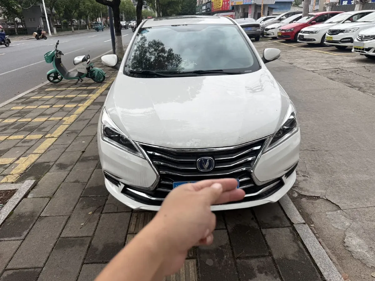 2019 ChangAn Eado DT 1.6L 125HP L4 4AT,autocango,china used car exporter,china ev exporter,chinese used car exporter,chinese used ev exporter
