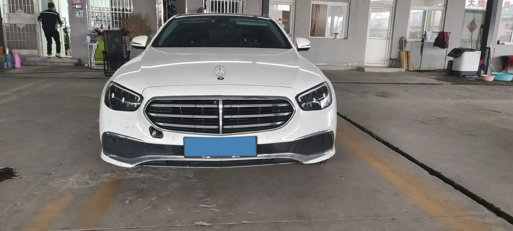 2022 Mercedes-Benz E Class 2.0T 211HP L4 9AT PHEV 25.4KWH,autocango,china used car exporter,china ev exporter,chinese used car exporter,chinese used ev exporter