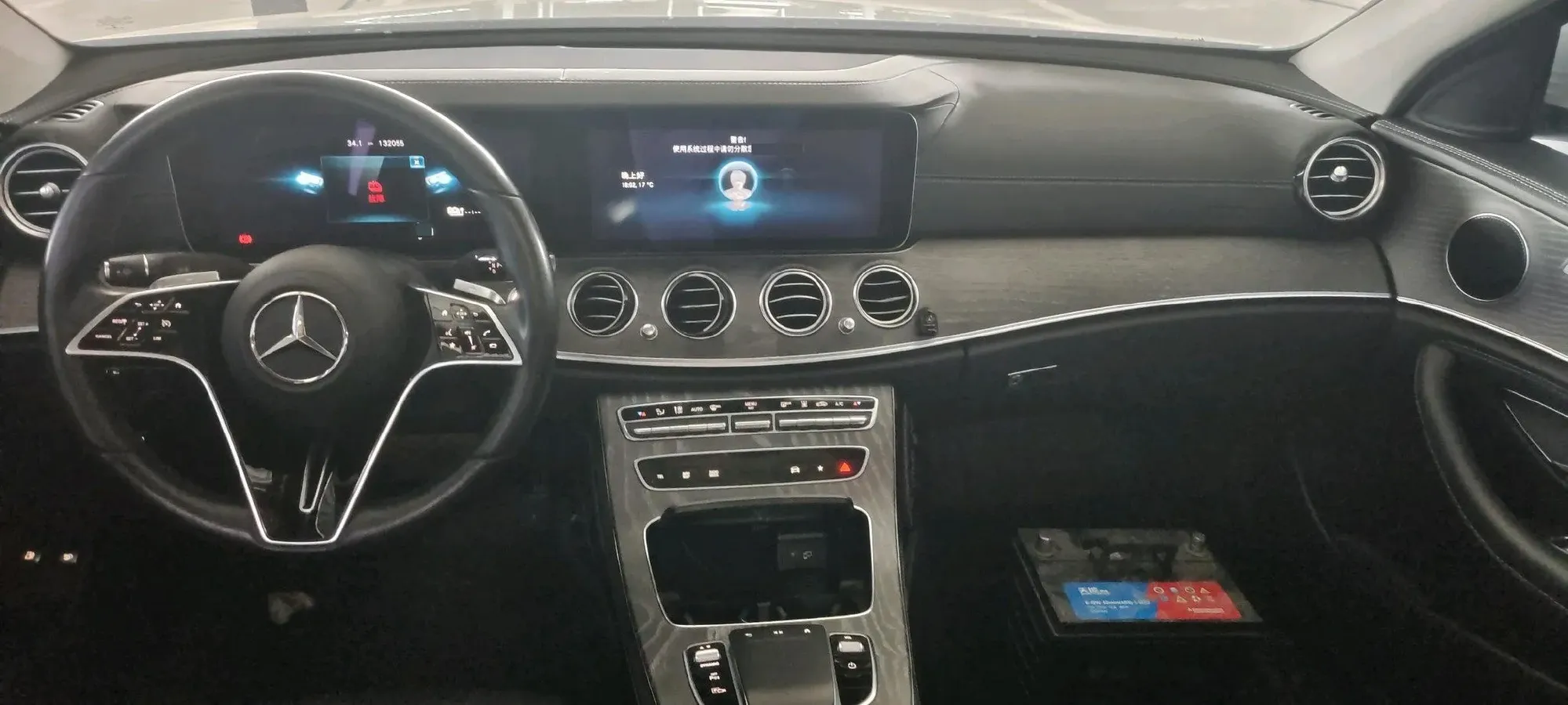 2022 Mercedes-Benz E Class 2.0T 211HP L4 9AT PHEV 25.4KWH,autocango,china used car exporter,china ev exporter,chinese used car exporter,chinese used ev exporter