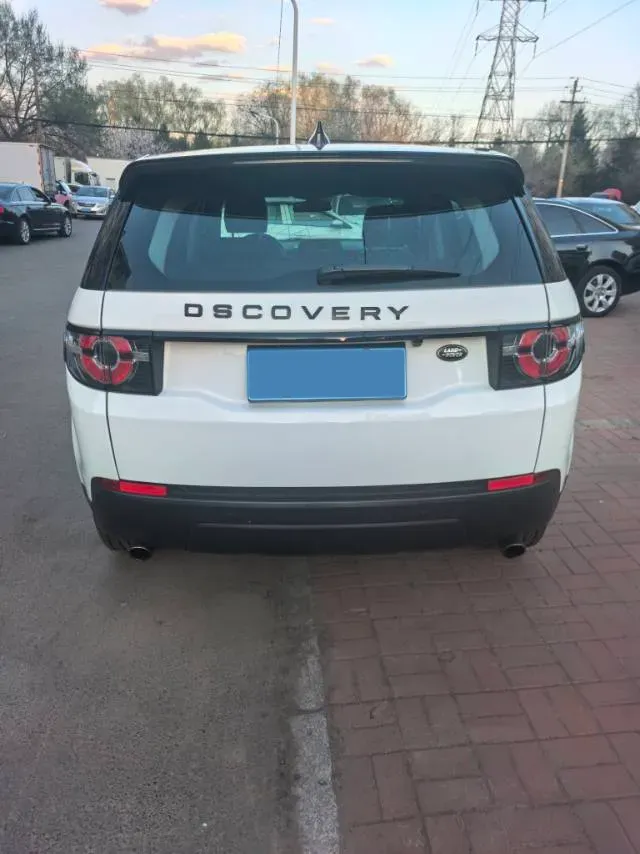 2017 Land Rover Discovery Sport 2.0T 241HP L4 9AT,autocango,china used car exporter,china ev exporter,chinese used car exporter,chinese used ev exporter