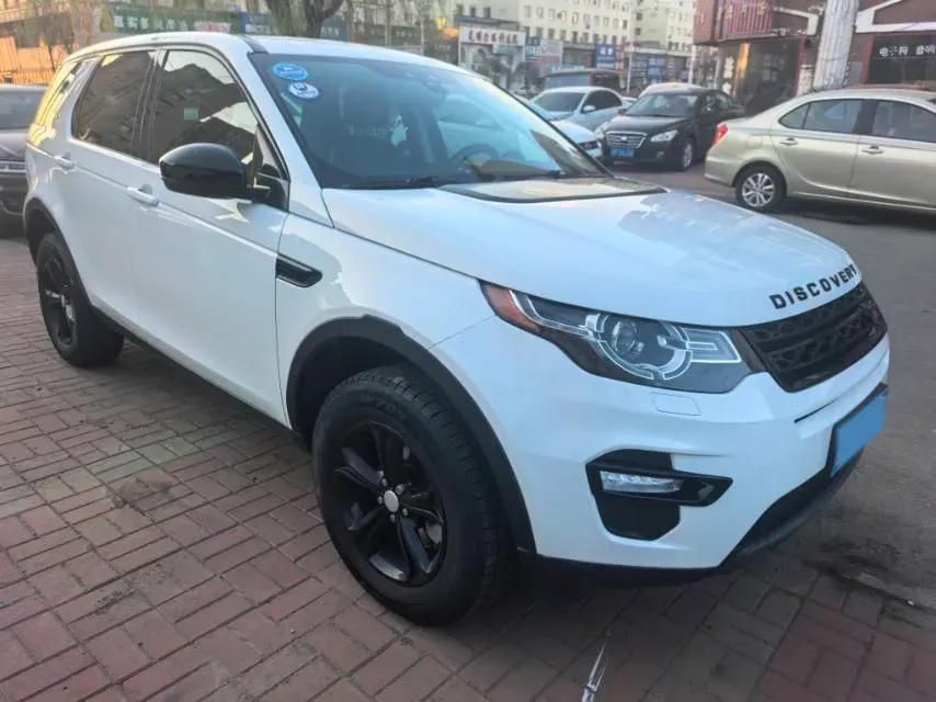 2017 Land Rover Discovery Sport 2.0T 241HP L4 9AT,autocango,china used car exporter,china ev exporter,chinese used car exporter,chinese used ev exporter