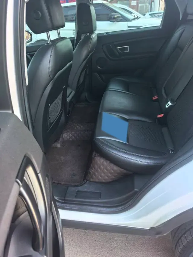 2017 Land Rover Discovery Sport 2.0T 241HP L4 9AT,autocango,china used car exporter,china ev exporter,chinese used car exporter,chinese used ev exporter