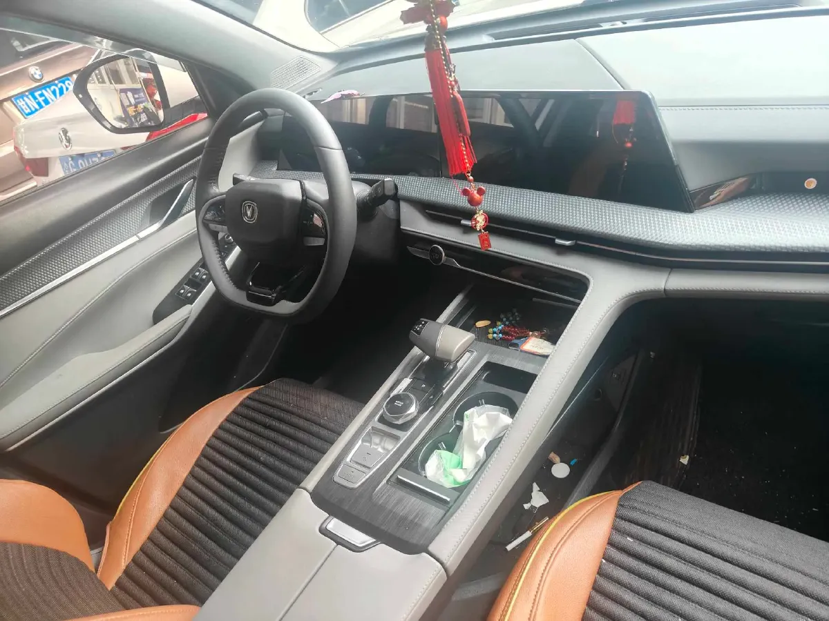 2022 ChangAn CS75 Plus 1.5T 188HP L4 8AT,autocango,china used car exporter,china ev exporter,chinese used car exporter,chinese used ev exporter