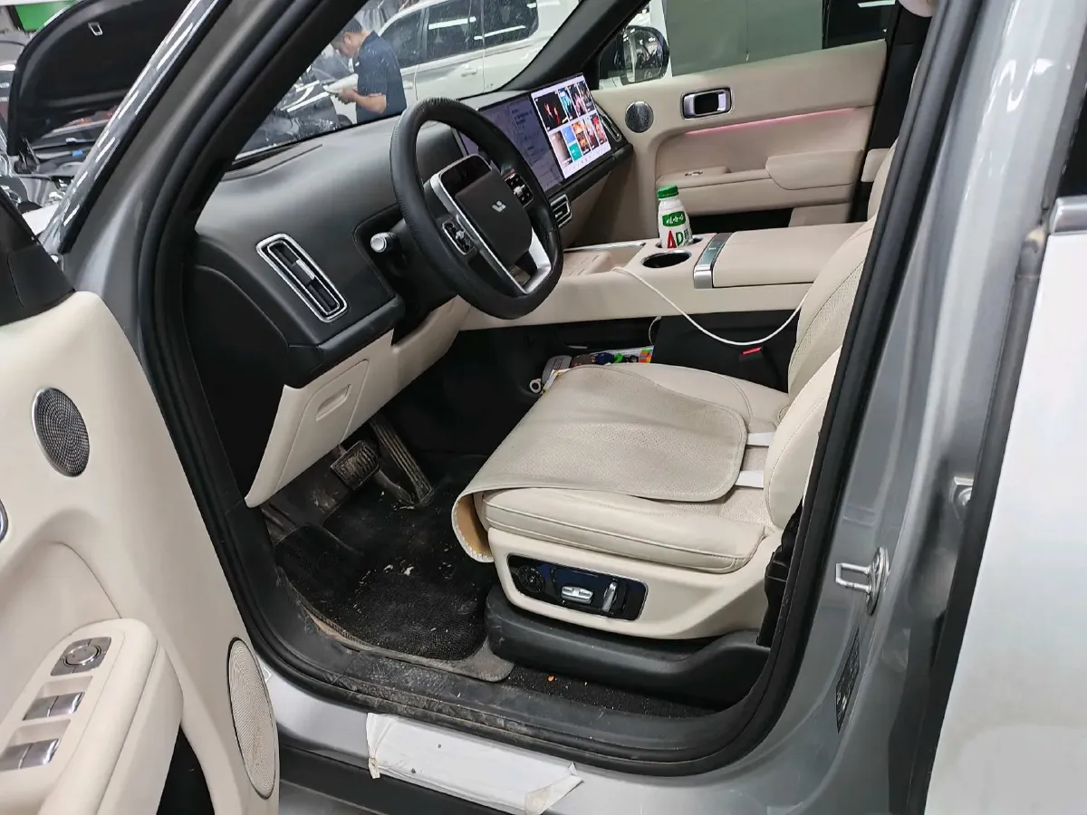 2024 Li L8 Range Extended 154HP REEV 42.8KWH,autocango,china used car exporter,china ev exporter,chinese used car exporter,chinese used ev exporter