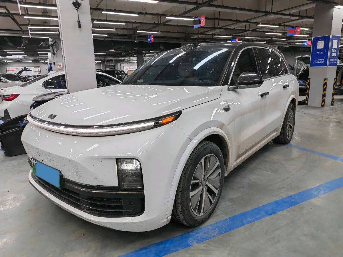 2024 Li L8 Range Extended 154HP REEV 42.8KWH,autocango,china used car exporter,china ev exporter,chinese used car exporter,chinese used ev exporter