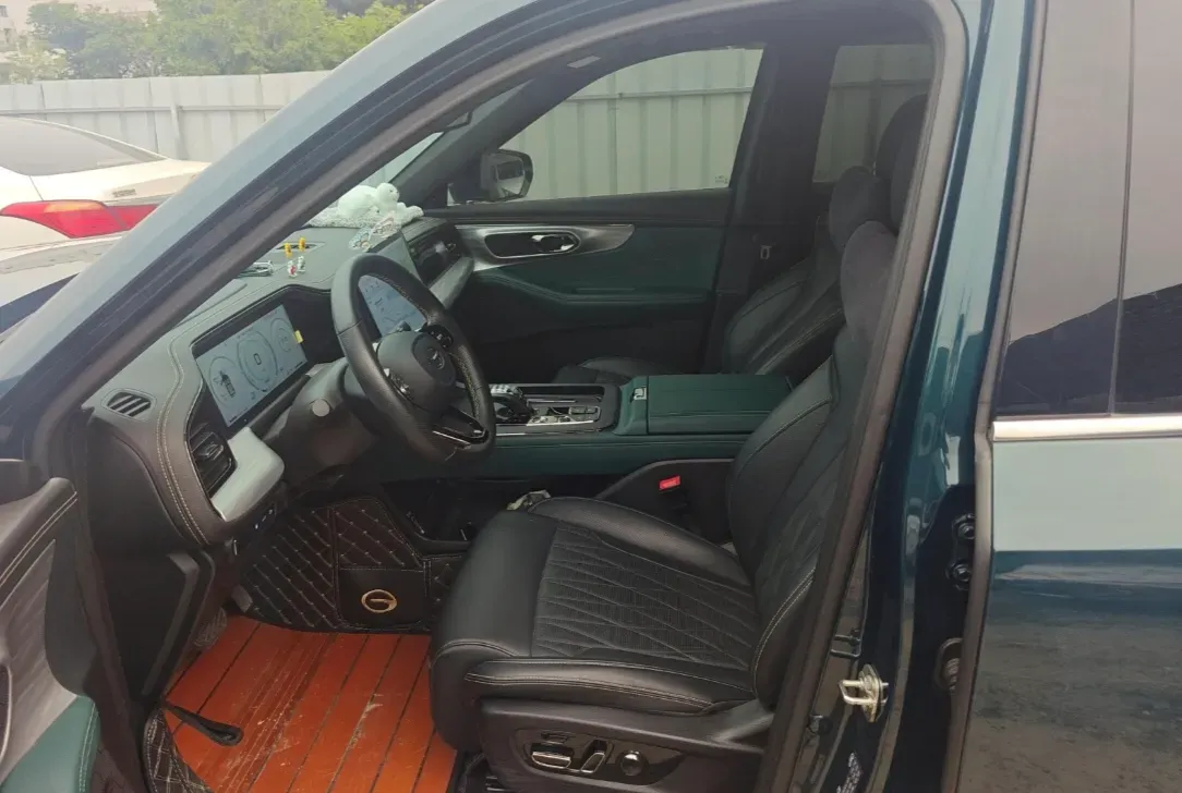 2024 GAC Trumpchi GS8 2.0T 190HP L4 E-CVT Hybrid,autocango,china used car exporter,china ev exporter,chinese used car exporter,chinese used ev exporter