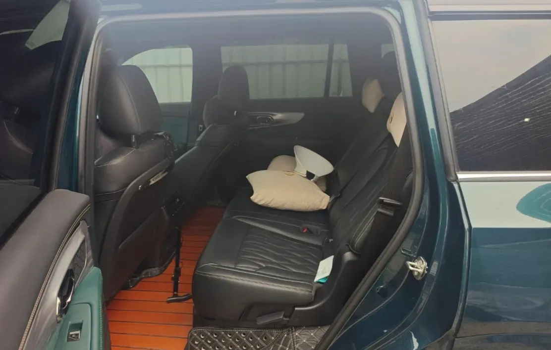 2024 GAC Trumpchi GS8 2.0T 190HP L4 E-CVT Hybrid,autocango,china used car exporter,china ev exporter,chinese used car exporter,chinese used ev exporter