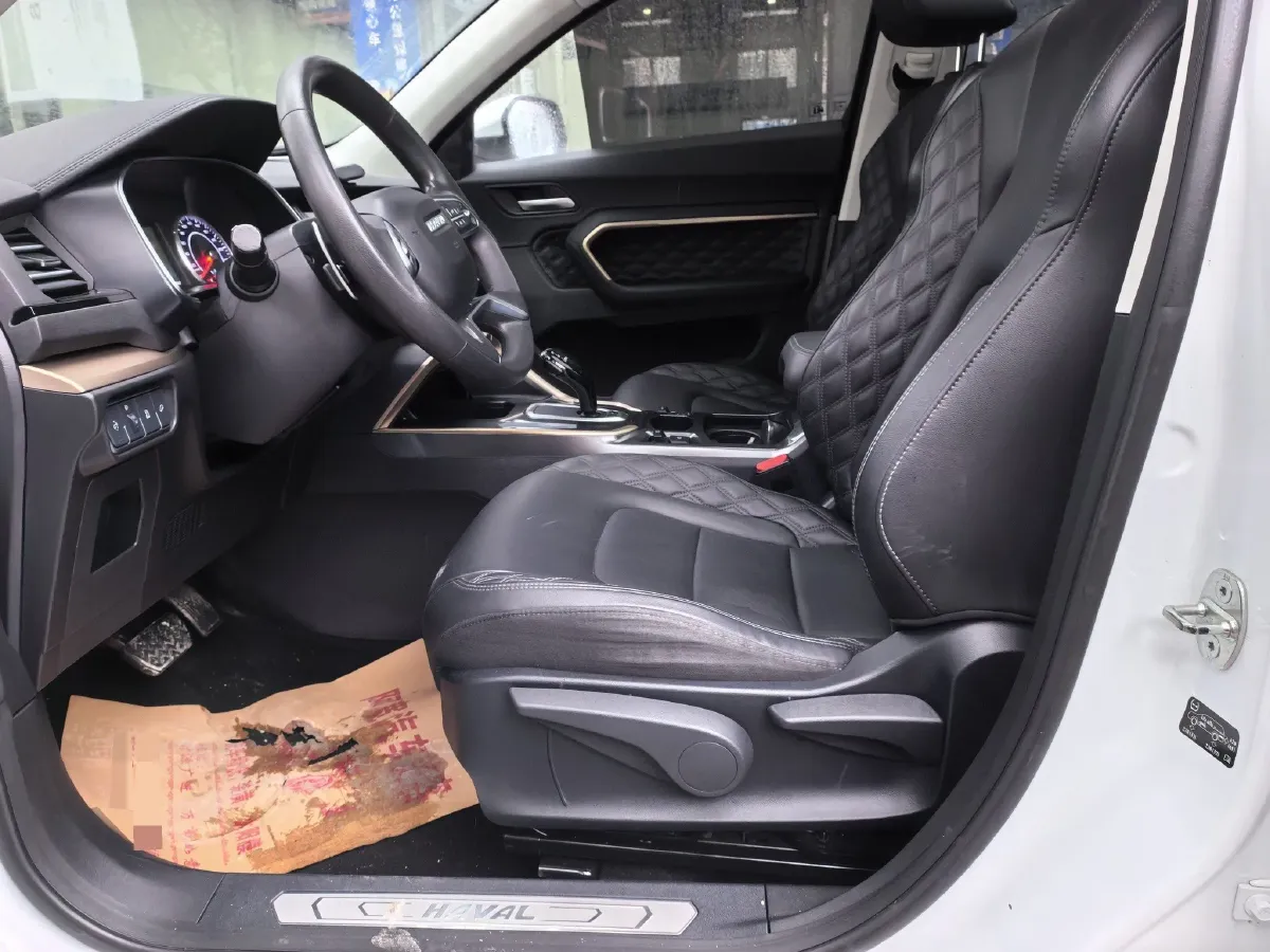 2020 Haval H6 1.5T 169HP L4 7DCT,autocango,china used car exporter,china ev exporter,chinese used car exporter,chinese used ev exporter