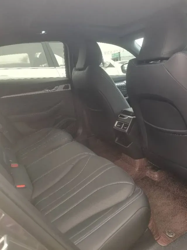 2025 Geely Preface 1.5T 181HP L4 7DCT,autocango,china used car exporter,china ev exporter,chinese used car exporter,chinese used ev exporter